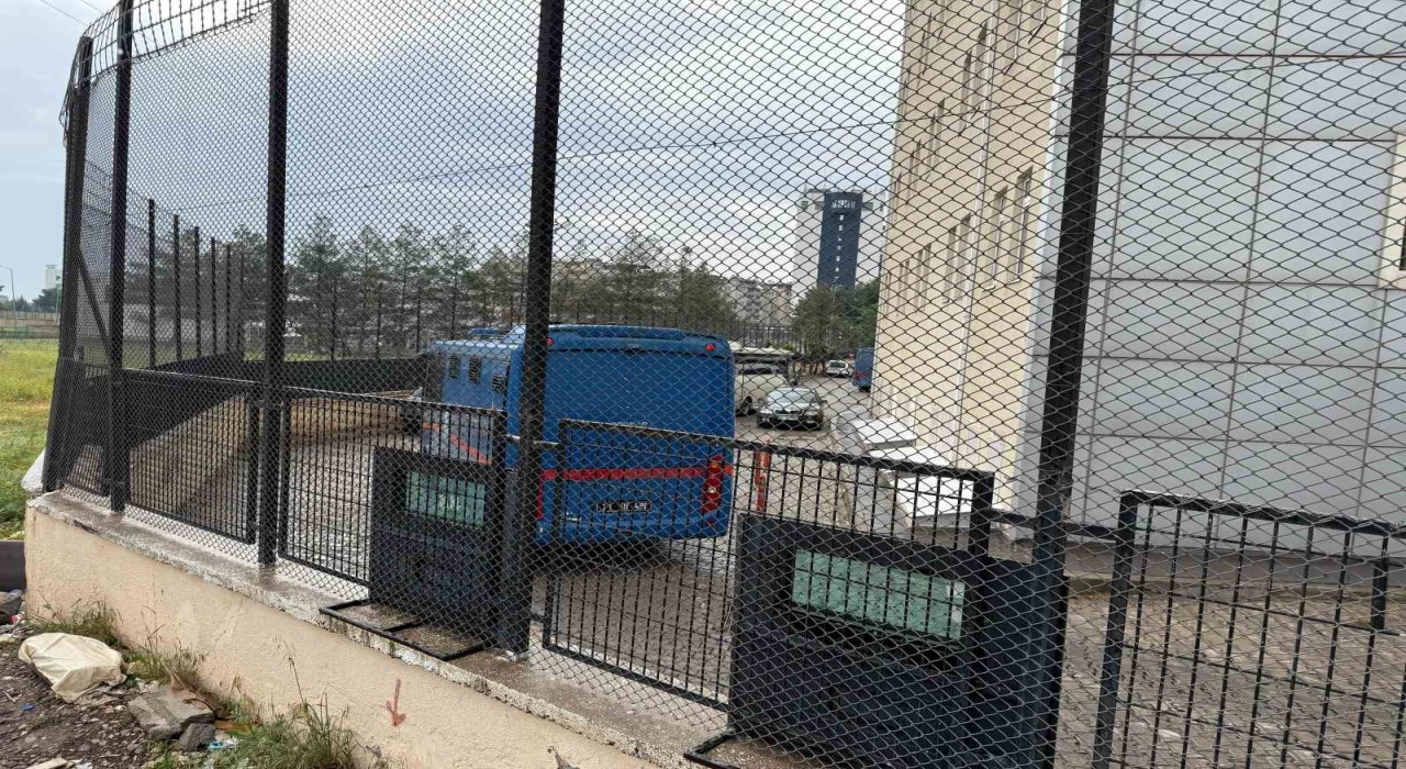 15 sanığın yargılandığı Narin Güran cinayeti davası 30 Mayısa ertelendi