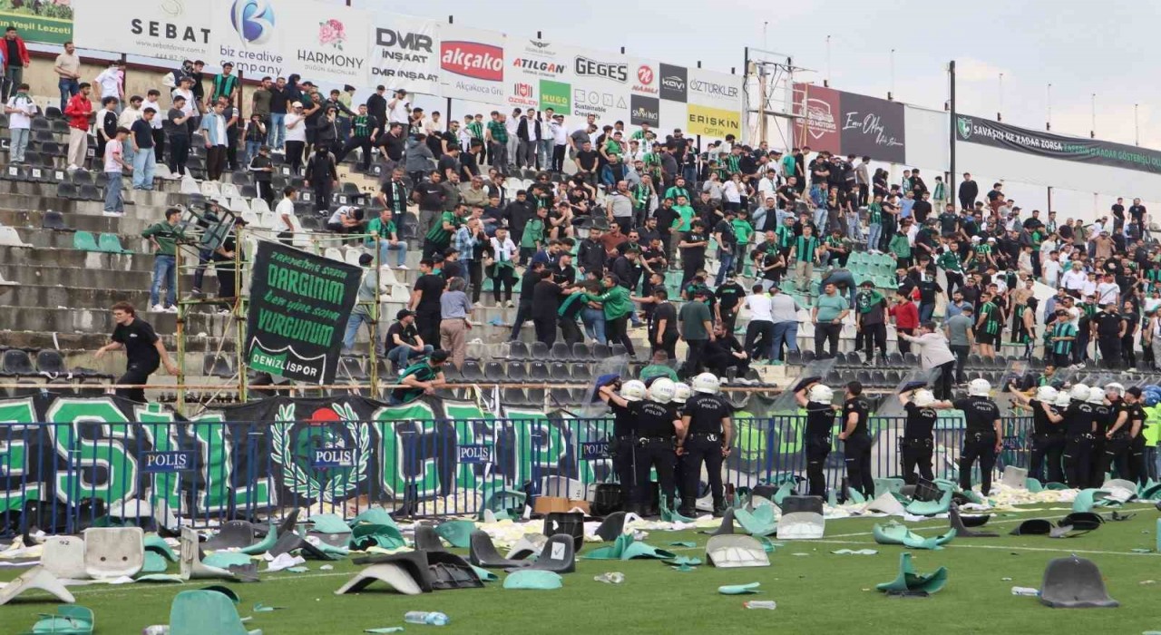 59 yıl sonra amatöre düşen Denizlispora bir darbede disiplin kurulundan