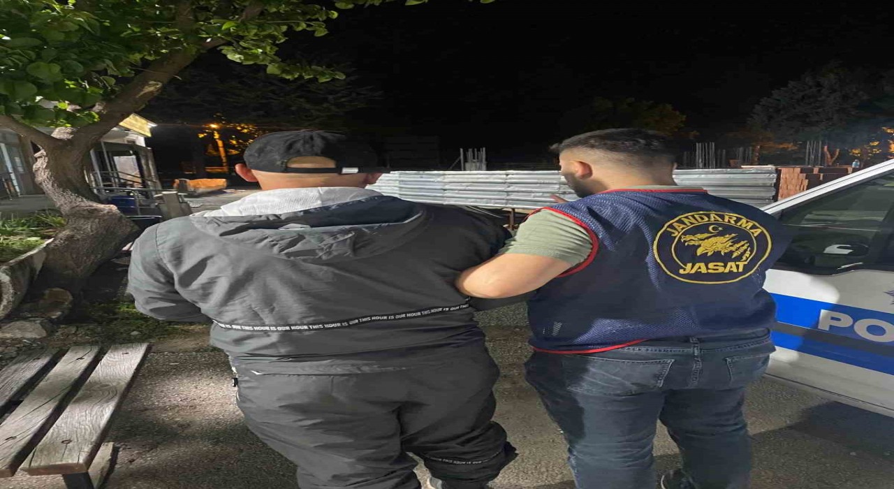 Afyonkarahisarda aranan şahıs Ispartada yakalandı