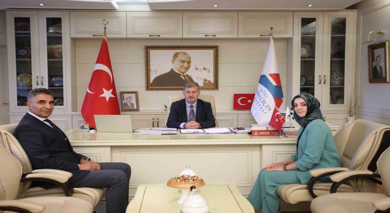 AİÇÜde kadın akademisyene anlamlı görev: