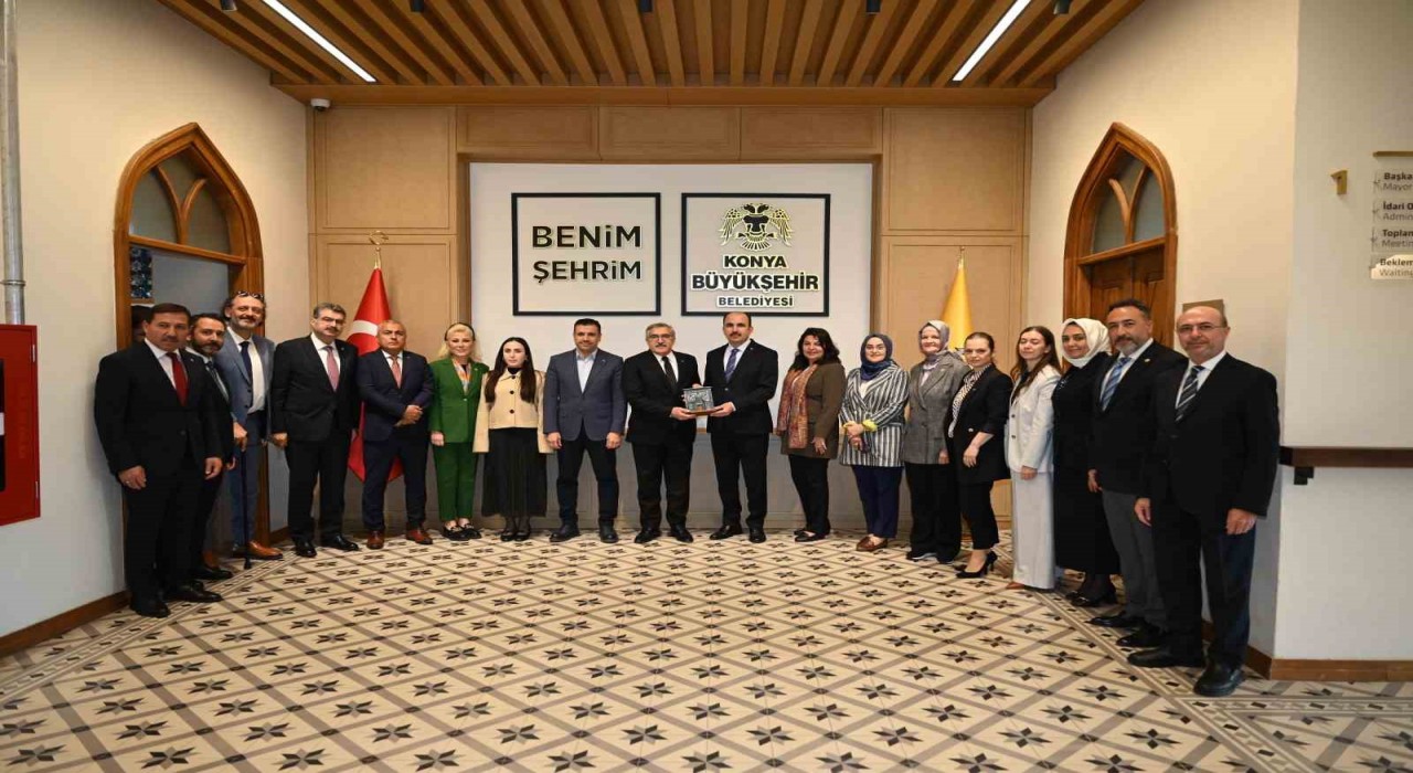 AK Parti Genel Başkan Yardımcısı Yayman Başkan Altayı ziyaret etti