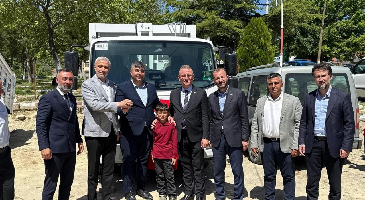 AK Parti heyetinden Yenikente ziyaret