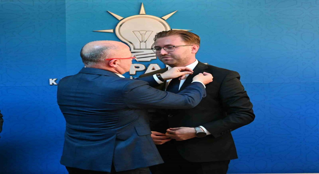 AK Parti Karacabeyde gücüne güç kattı
