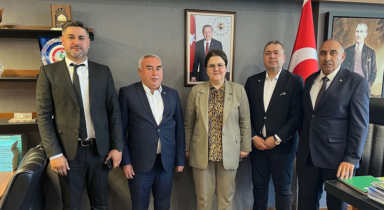 AK Partili Yanık’tan Meclis’te Yoğun Temaslar