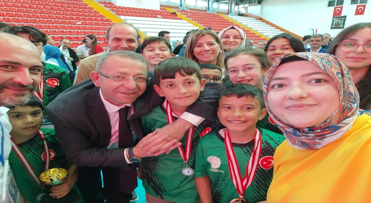 Akıl ve Zeka Oyunlarında Türkiye birinciliği Sakaryanın