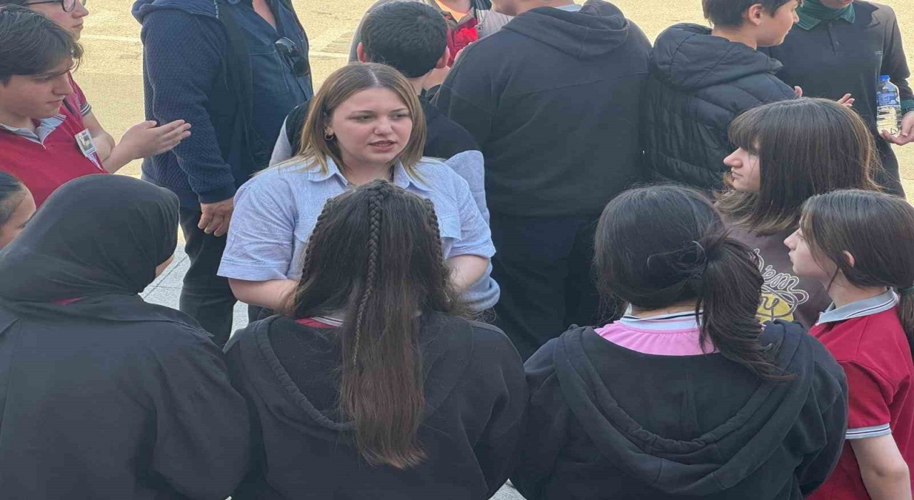 Akran zorbalığına karşı umut zinciri: Samsunda LGS birincilerinden dayanışma dersi