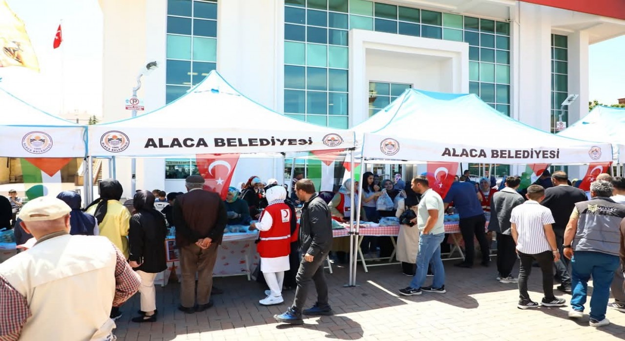 Alacada Gazzeye destek kampanyasına büyük ilgili