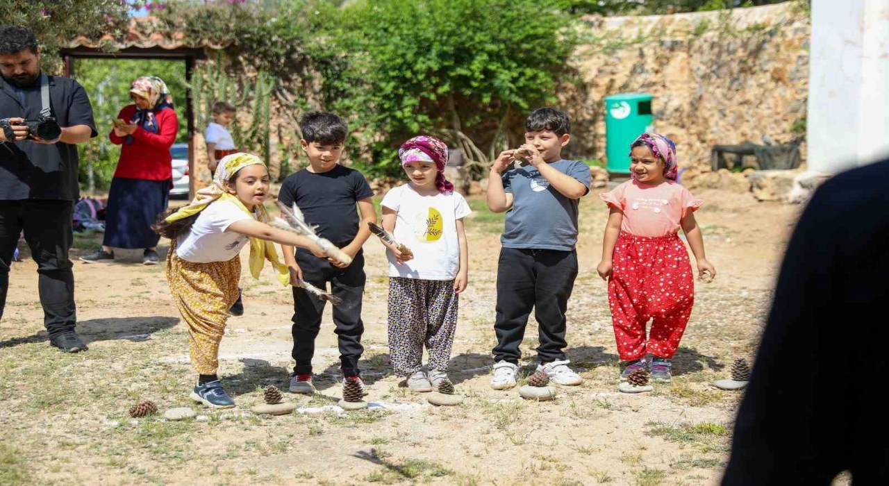 Alanyalılar geleneksel Yörük oyunlarında buluştu