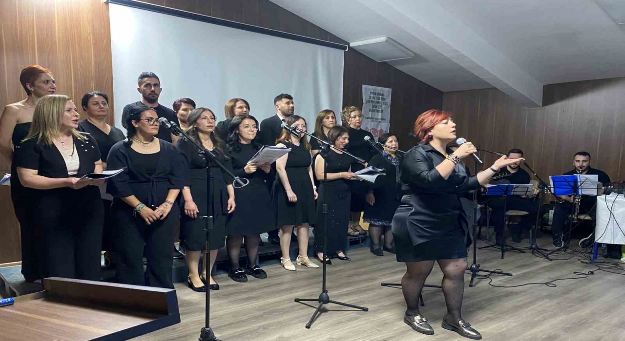Alaşehirde Hemşireler Günü kutlandı