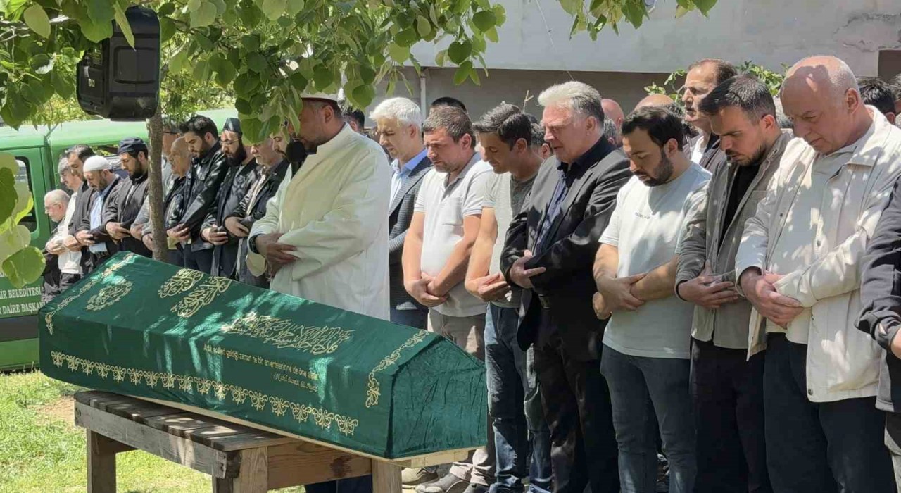 Alibey Barajında ölü bulunan İshak Öztürk son yolculuğuna uğurlandı