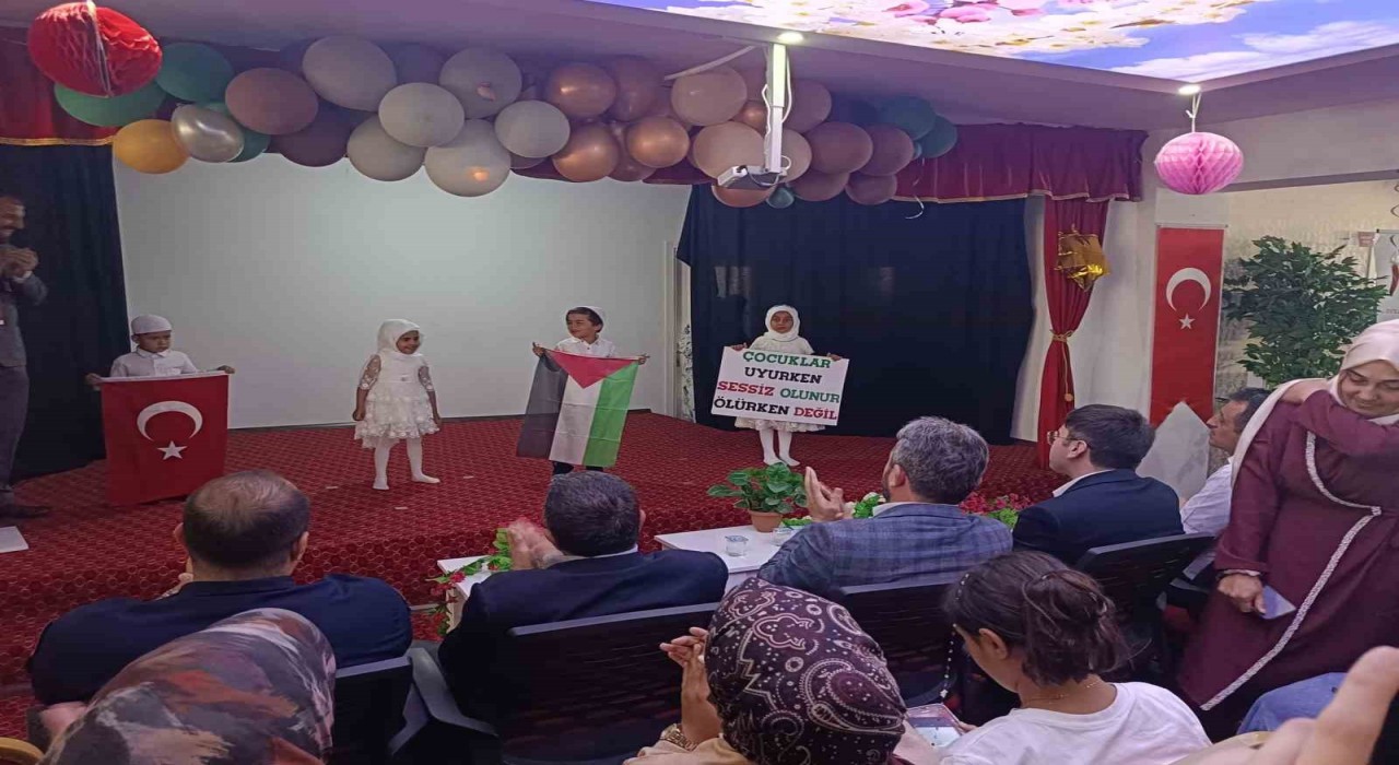 Alpuda 4 -6 yaş Kuran kursunda mezuniyet heyecanı