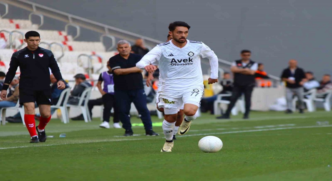 Altayda Onur Efeden 12 gollük katkı