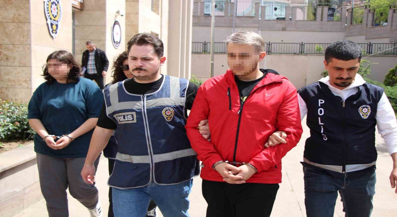 Amasyada 2 milyon TLlik altın bulunan çelik kasa çalındı: Torun, damat ve damadın kardeşi yakalandı
