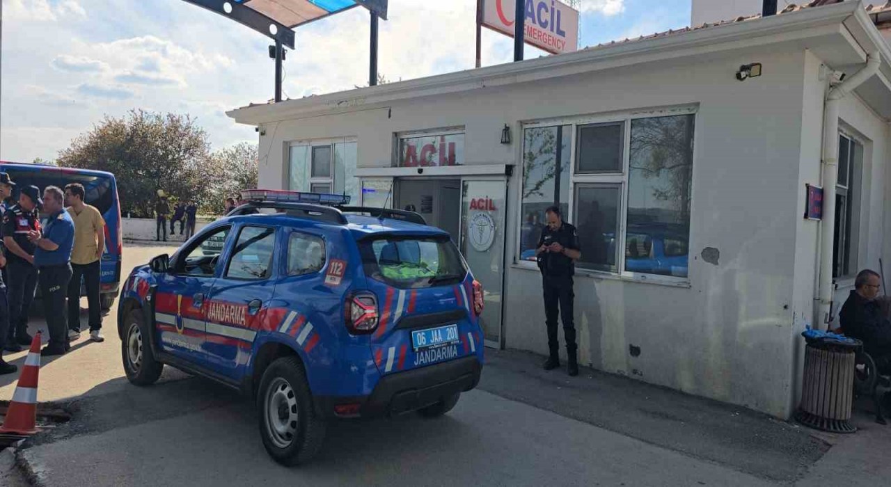 Ankarada suçluyu kovaladığı sırada kaza geçiren jandarma astsubay şehit oldu