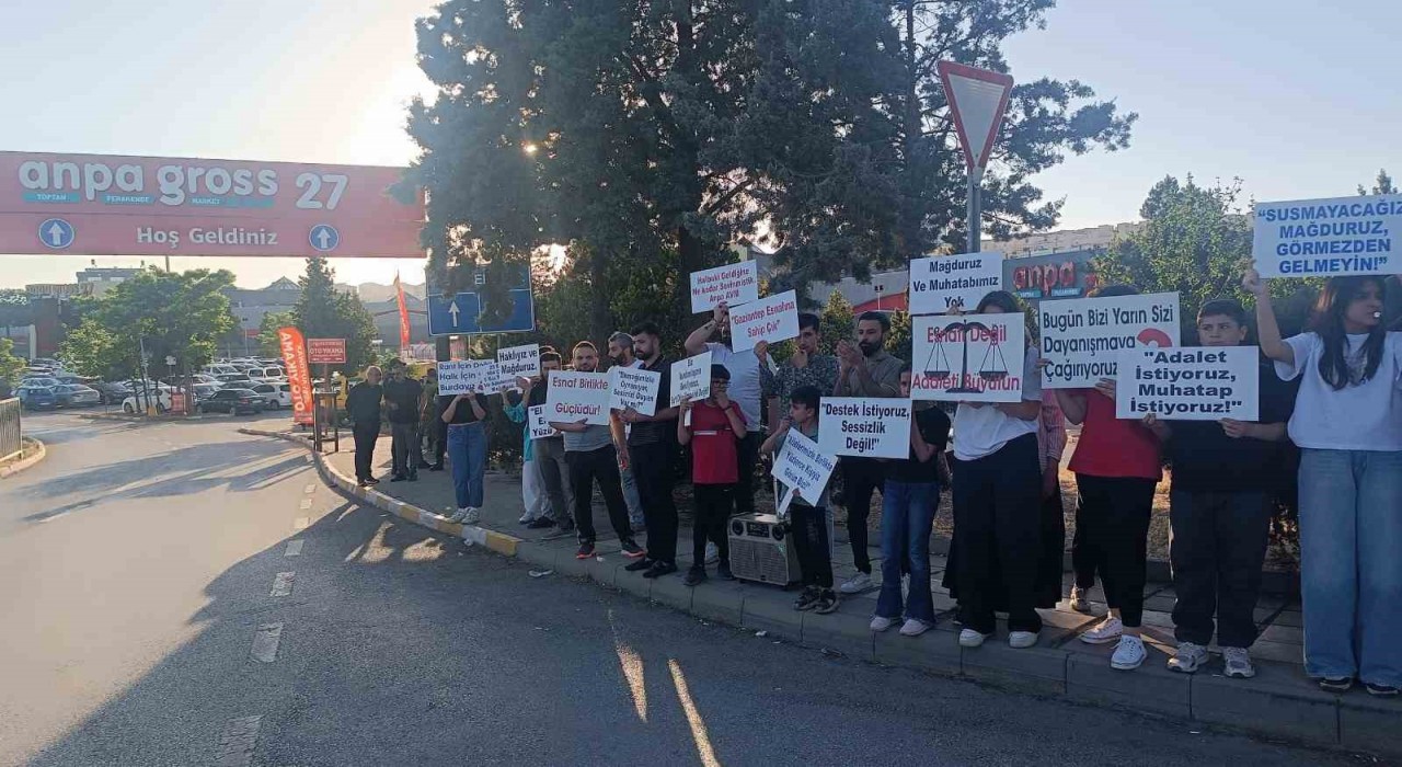 Anpa Gross AVMden sözleşmesi devam eden iş yerlerine boşaltın tebligatı