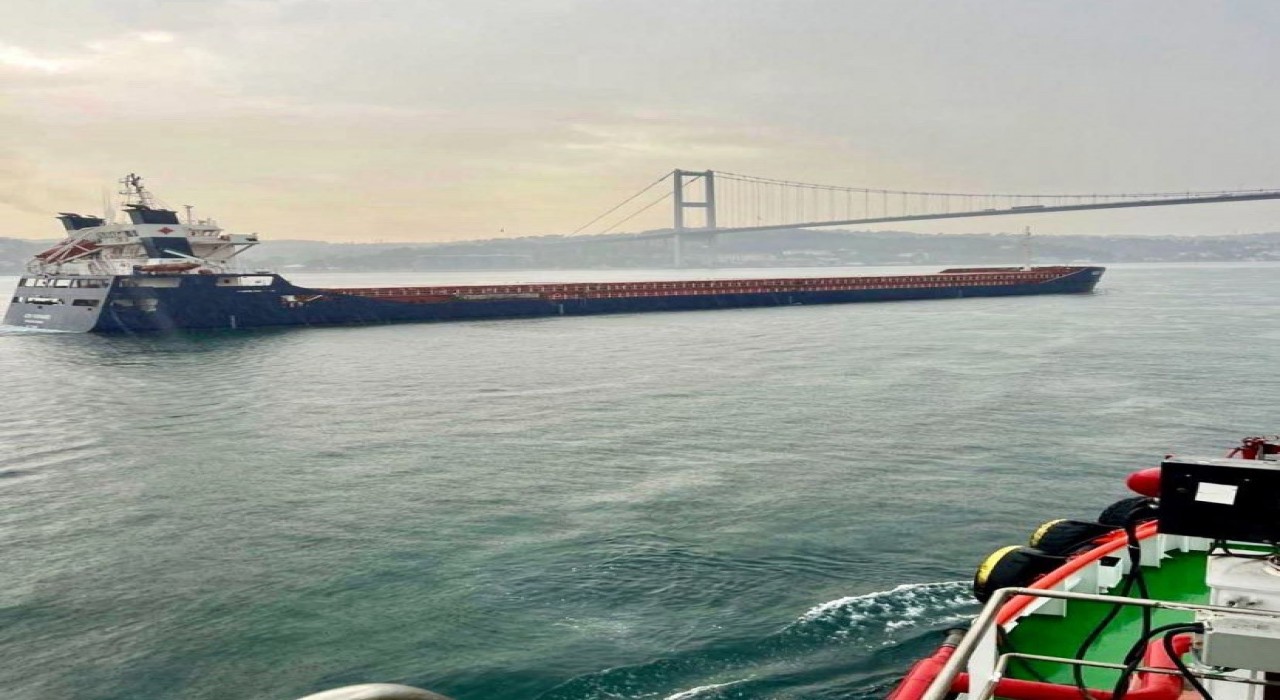 Arızalanan gemi, Ahırkapı Demir Sahasına demirletildi