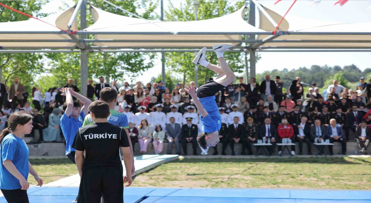 Arnavutköyde 19 Mayıs Gençlik ve Spor Bayramı coşkuyla kutlandı