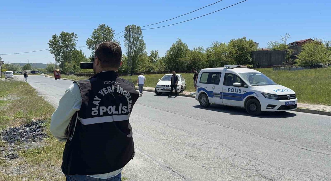 Arnavutköyde alacaklı oldukları kişinin önünü kesip kurşun yağdırdılar