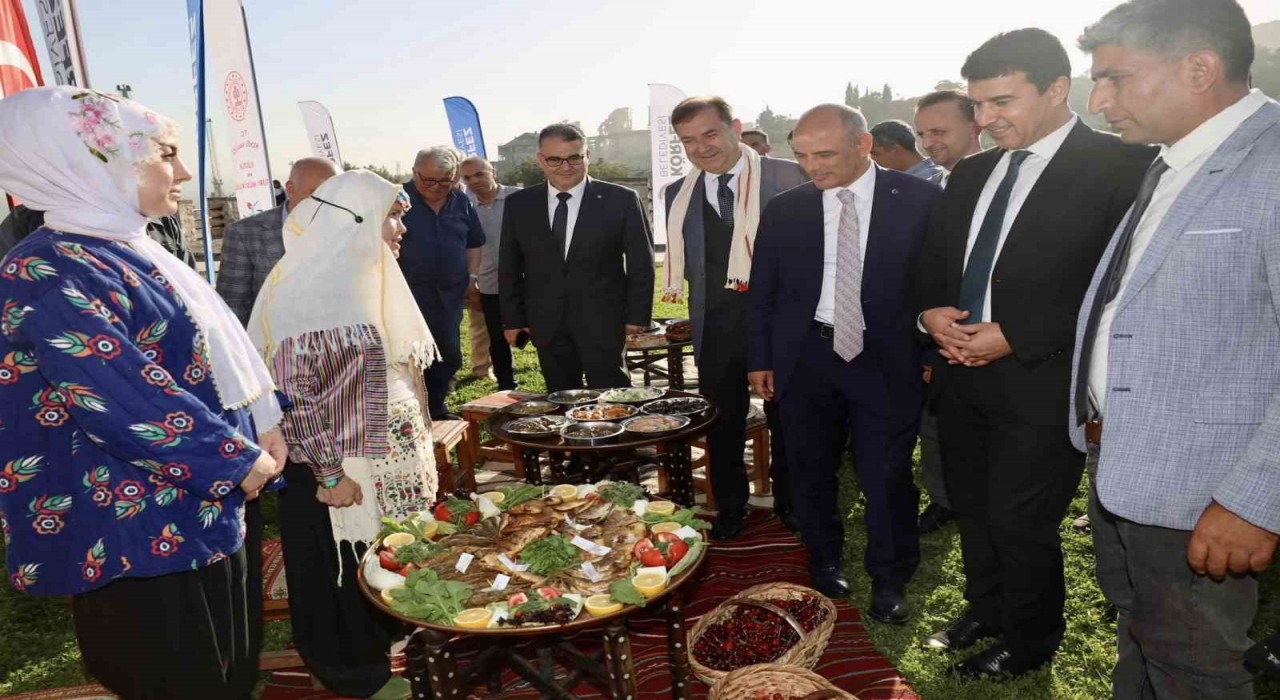 Asırlık tarifler tarihi Hereke Kalesinde tanıtıldı