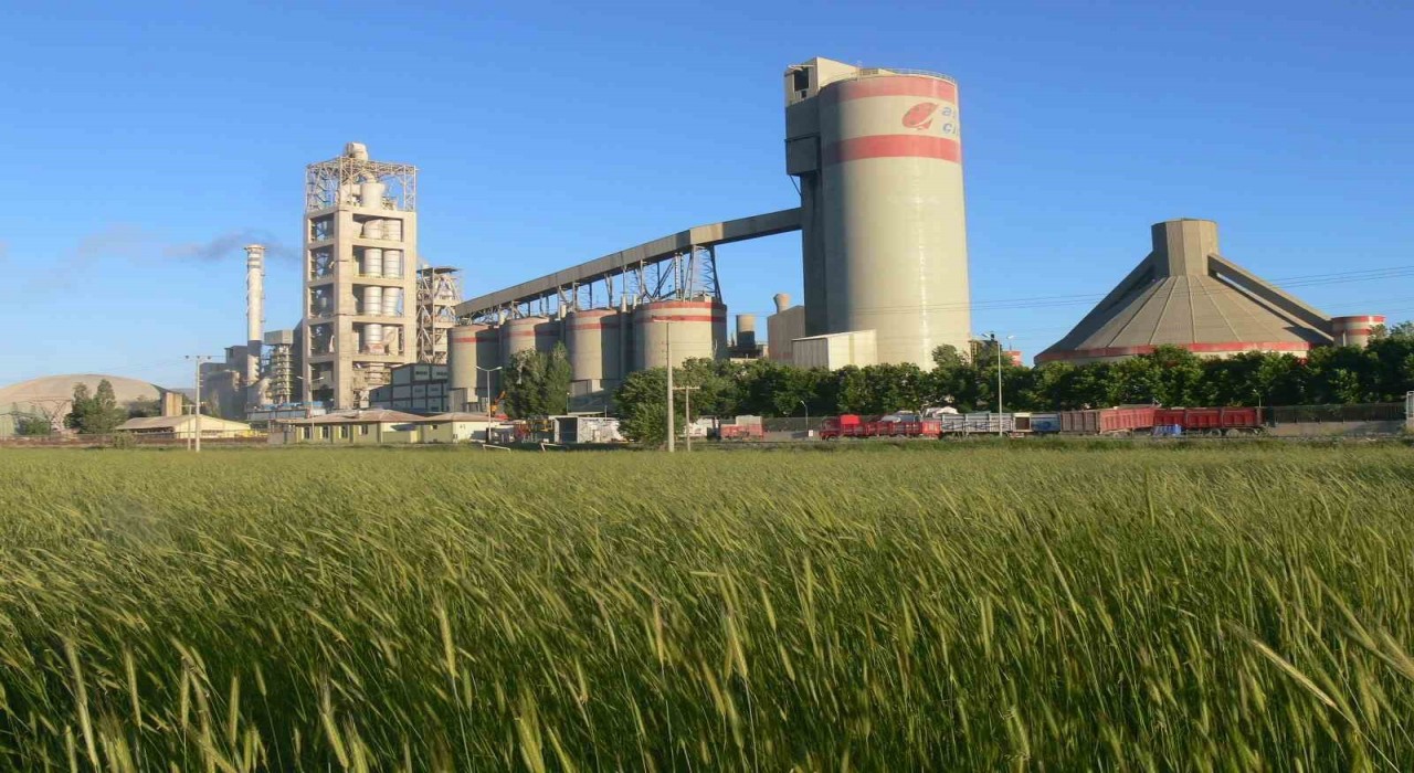 Aşkale Çimento; Yeşil çimento sertifikasını almaya hak kazanan Türkiyedeki ilk çimento grubuyuz