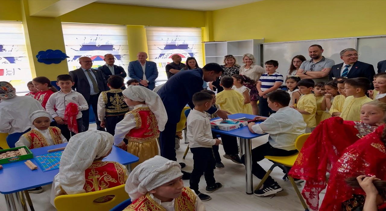 Atatürk İlkokuluna Zeka Oyunları Sınıfı kazandırıldı