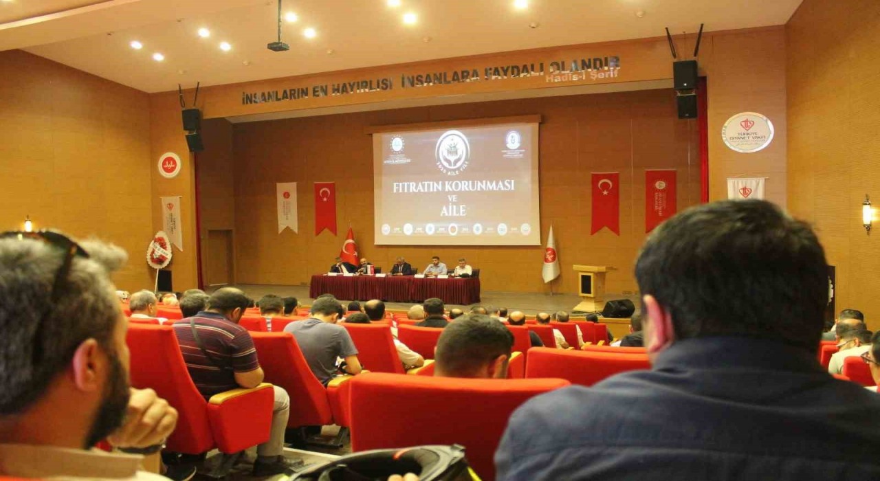 Aydında Fıtratın Korunması ve Aile paneli gerçekleştirildi