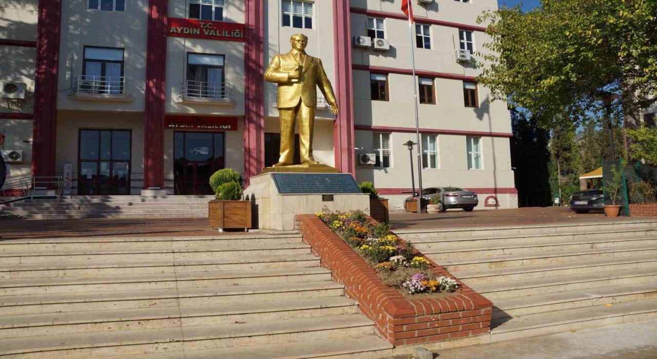 Aydında vali yardımcıları ve kaymakamlar değişti