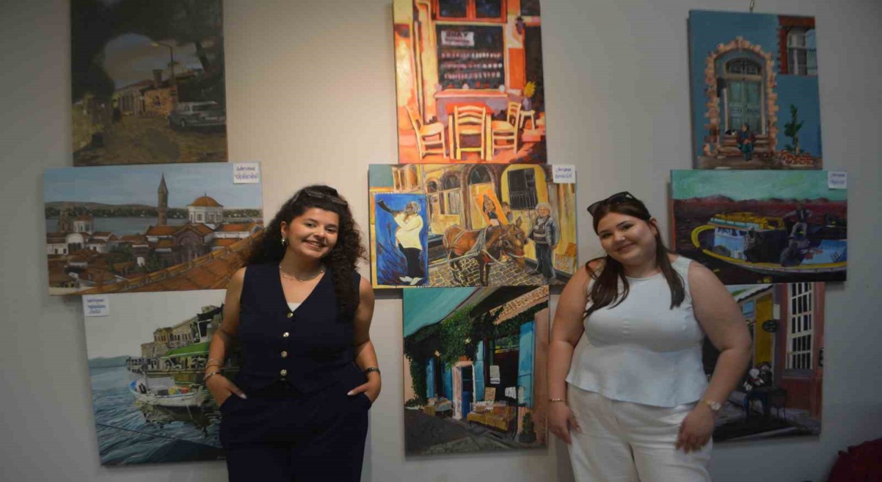 Ayvalıkta Güzel Sanatlar Lisesi öğrencileri rengarenk eserleriyle büyüledi