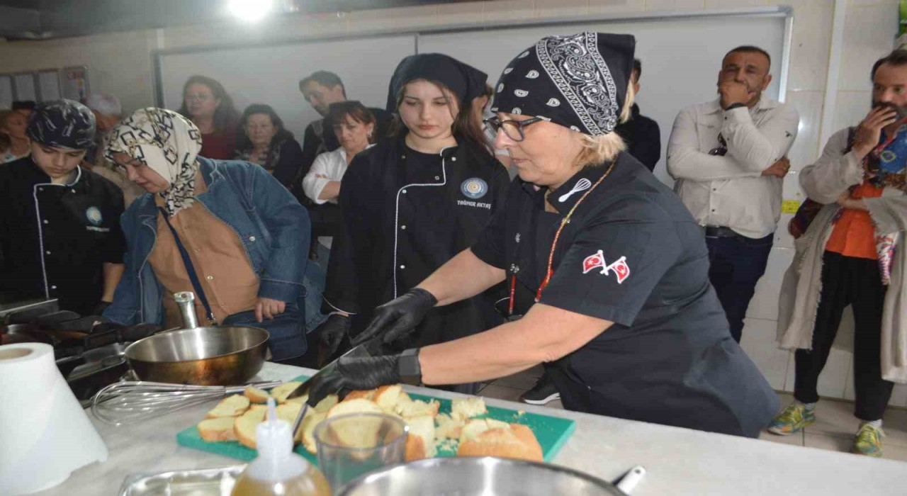 Ayvalıkta Sıfır Atık Mutfak projesi ev ekonomilerine destek olacak