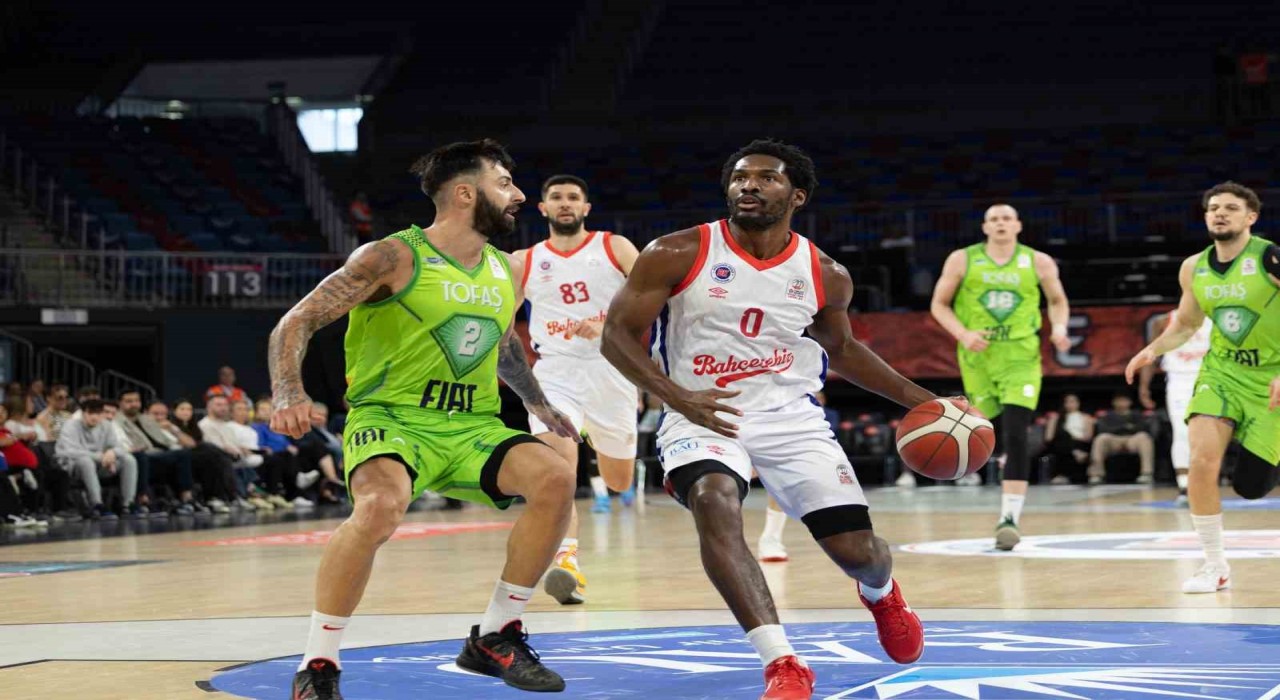 Bahçeşehir Koleji seride durumu 1-1e getirdi