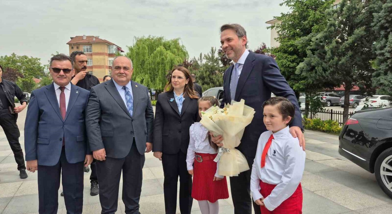 Bakan Bayraktar Bartında