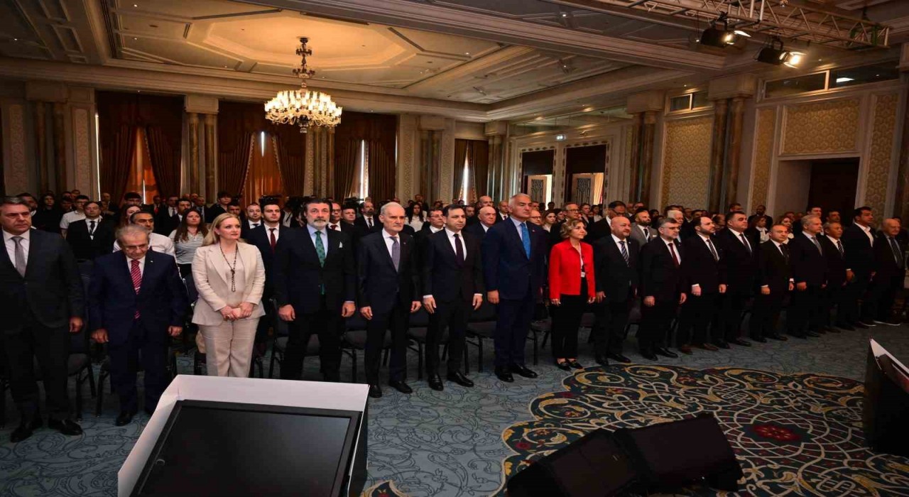 Bakan Ersoy: ‘‘Temel amacımız, turizmi 81 ile ve yılın 12 ayına yaymak
