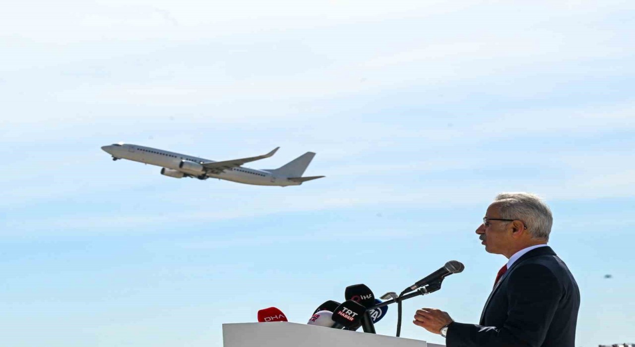 Bakan Uraloğlu: Ordu-Giresun Havalimanı, bölgenin ekonomik, turistik ve sosyal gelişimini destekleyen bir cazibe merkezidir