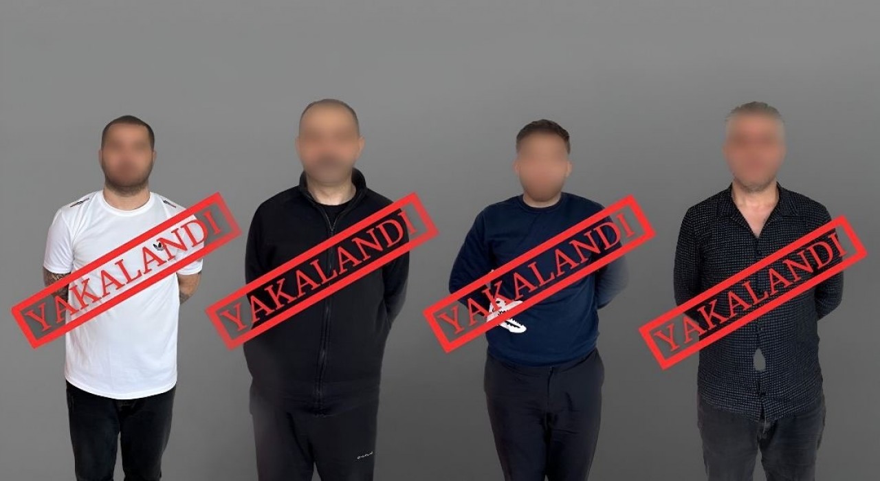 Bakan Yerlikaya duyurdu: Kırmızı bültenle aranan 4 zanlı Gürcistanda yakalanarak Türkiyeye iade edildi