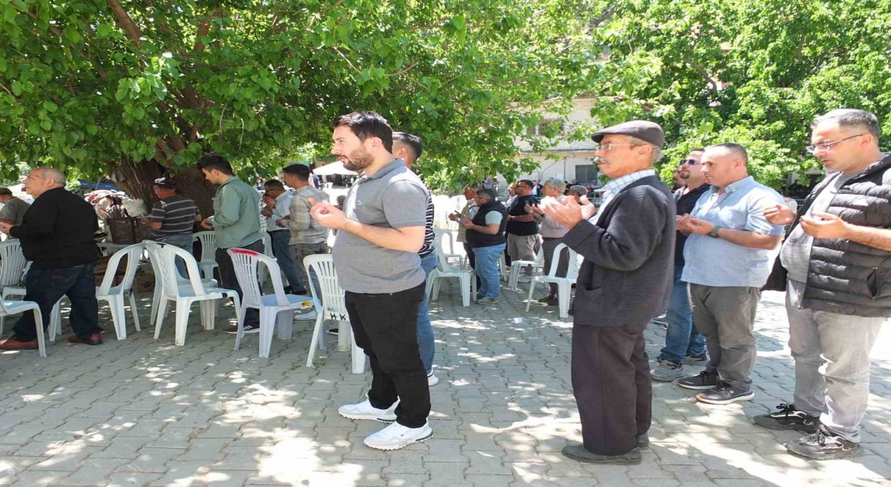 Balıkesirde Çiftçi Hayrı 2 bin 500 kişiyi buluşturdu