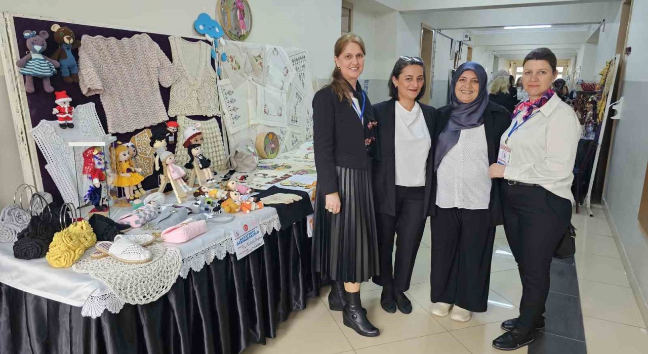 Bandırma Halk Eğitim Merkezinden yılsonu etkinliği