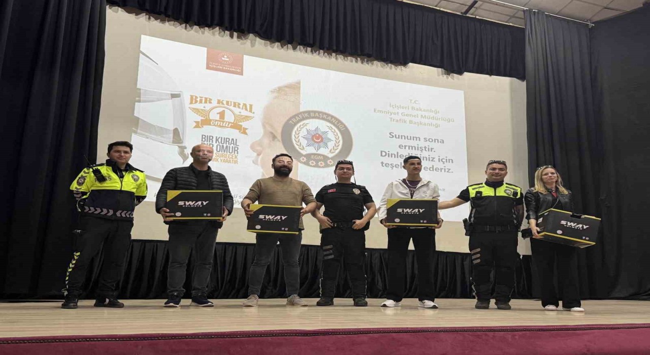 Bandırmada motosiklet sürücülerine yönelik bilgilendirme programı düzenlendi