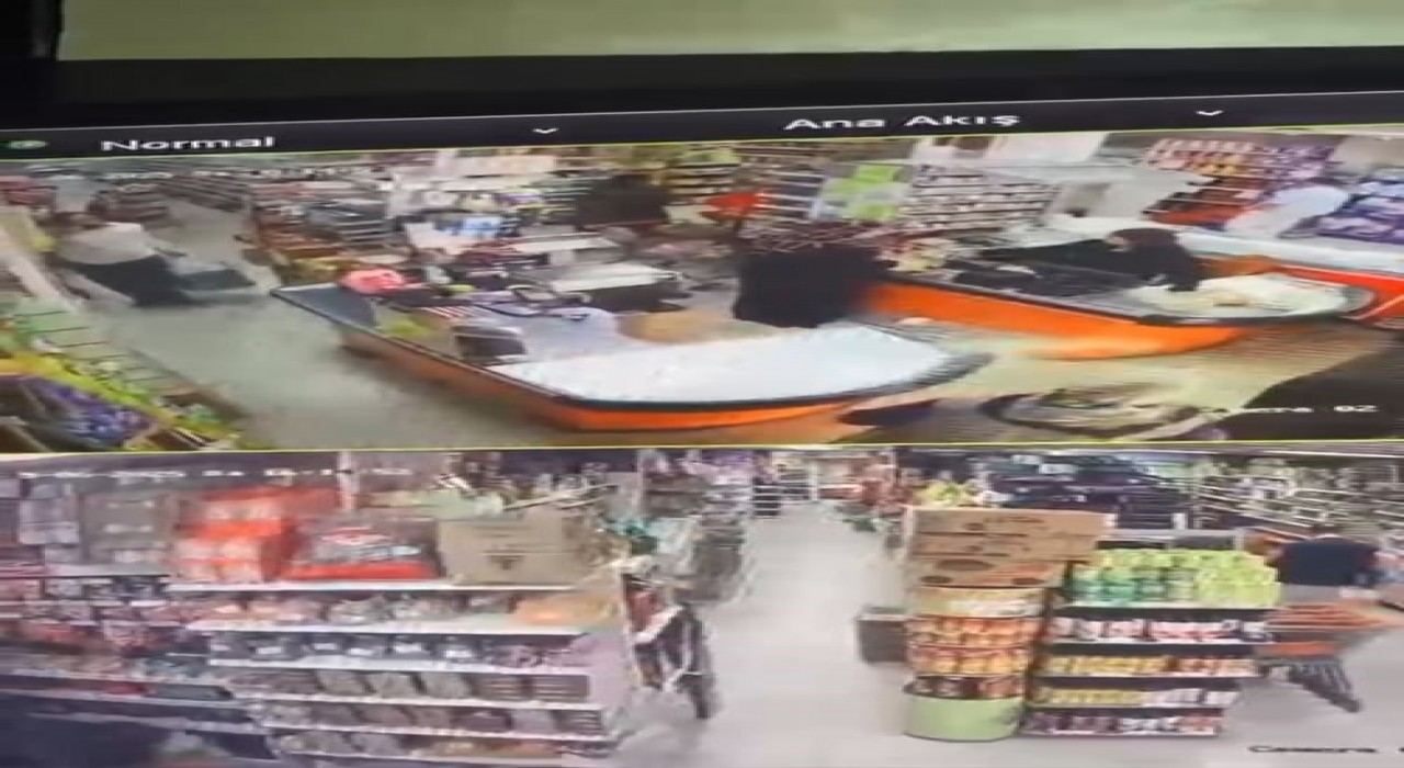 Başakşehirde müşteri kılığında markete girdi, 4 koli kahve çaldı: O anlar kamerada