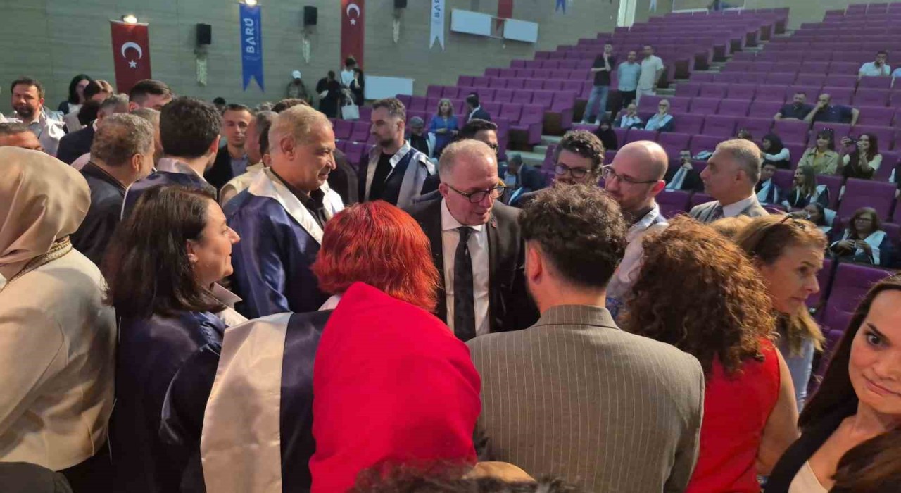 Başarılı Rektörden duygusal veda