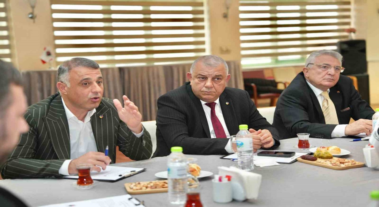 Başkan Bıyık: İllerin gelişiminde ticari hayat büyük önem taşıyor