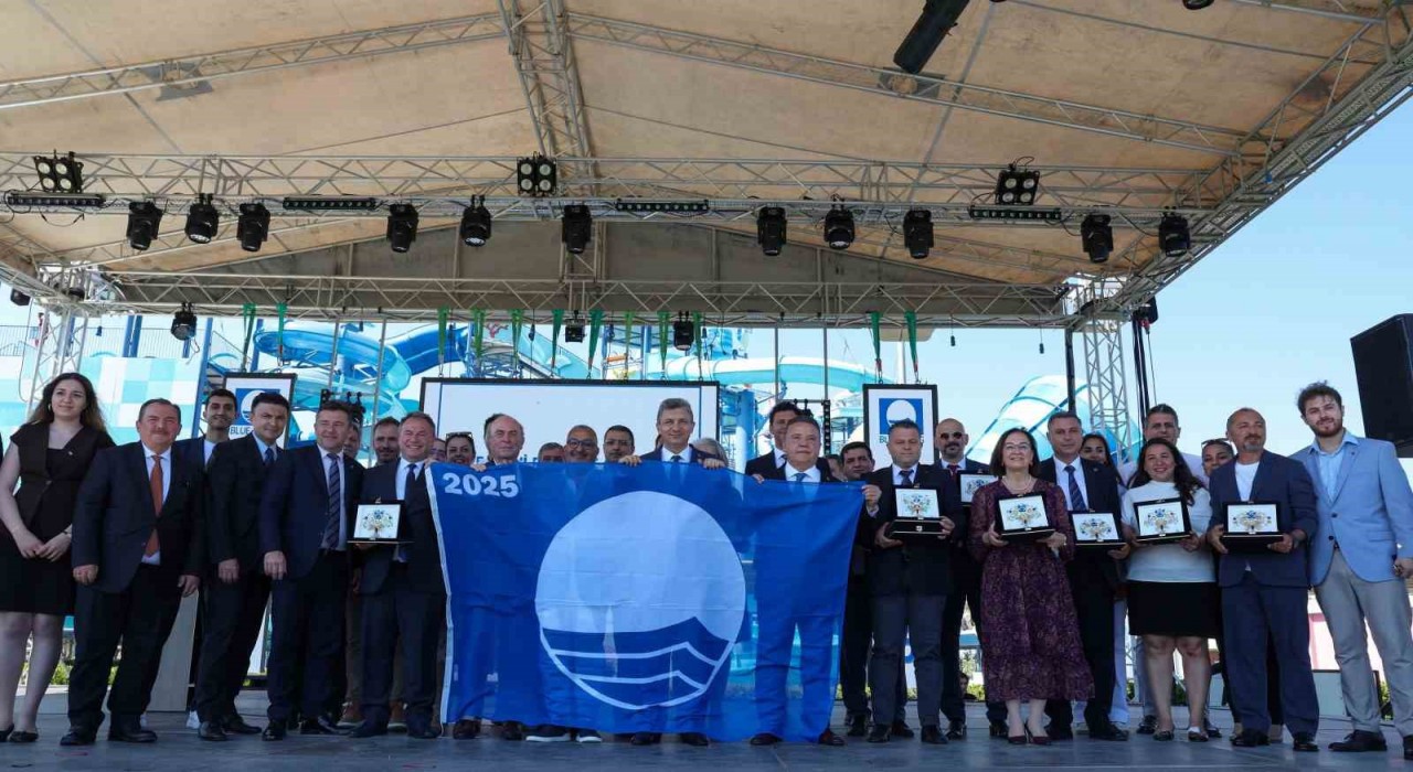 Başkan Böcek: 640 kilometrelik kıyı şeridimizde, marina ve turizm teknelerinin mavi bayrak alması için büyük gayret gösteriyoruz