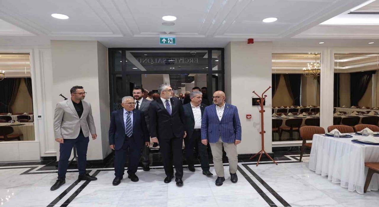 Başkan Büyükkılıç, Bakan Işıkhana Mutfak Sanatları Merkezini tanıttı