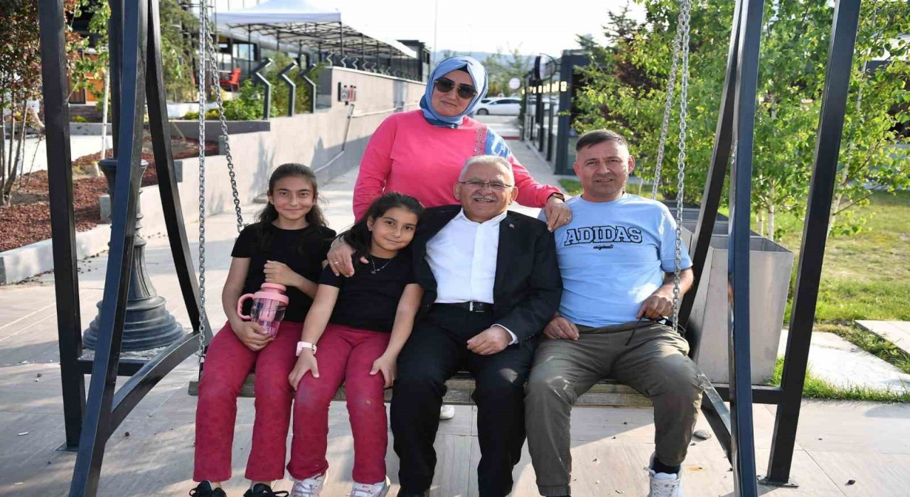 Başkan Büyükkılıç, Mutfak Sanatları Merkezinde vatandaşlarla buluştu