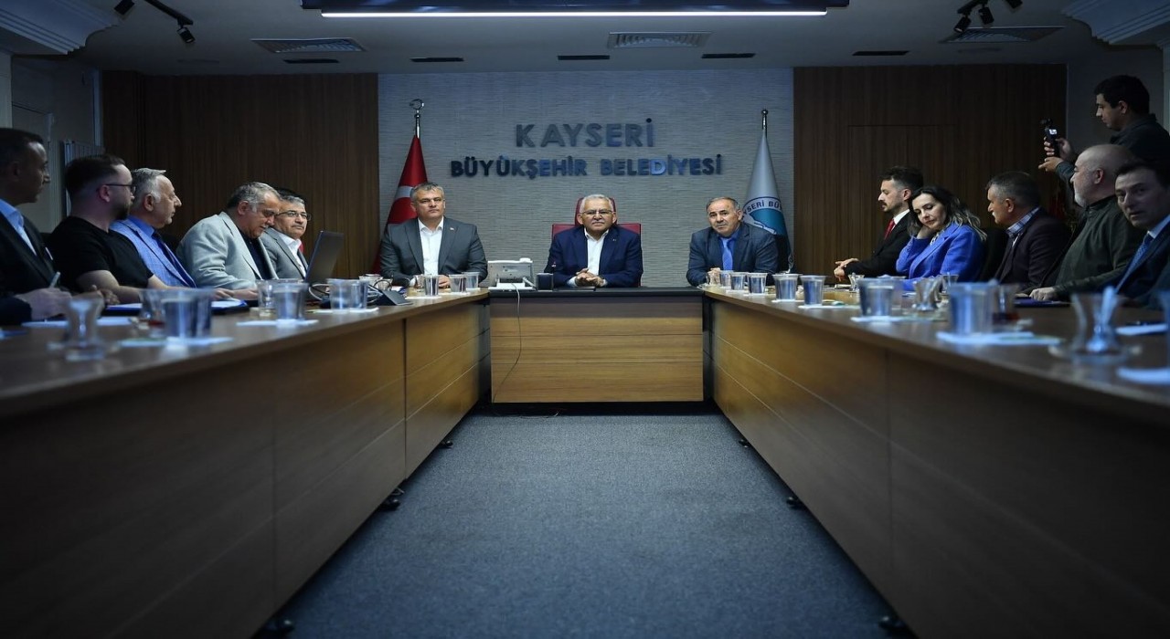 Başkan Büyükkılıça yazılımı tamamlanan ‘Muhtarlık Bilgi Sistemi sunumu