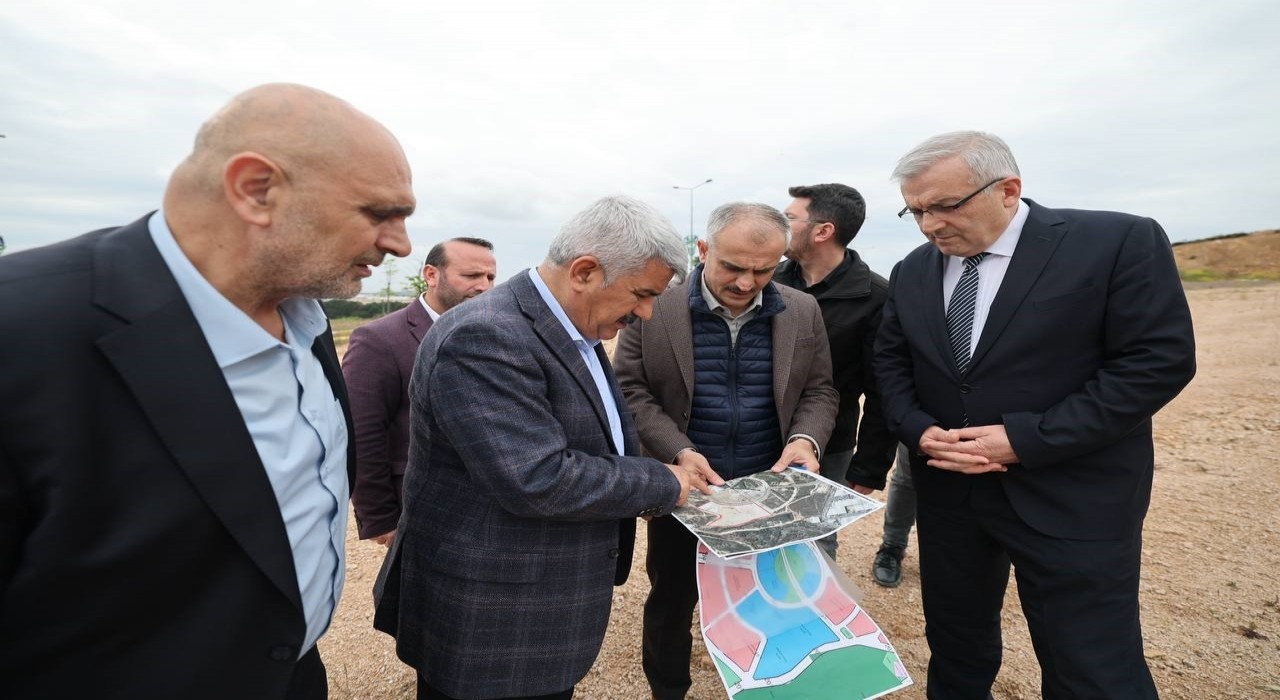 Başkan Çiftçi: Çayırovada hayaller yarım kalmaz