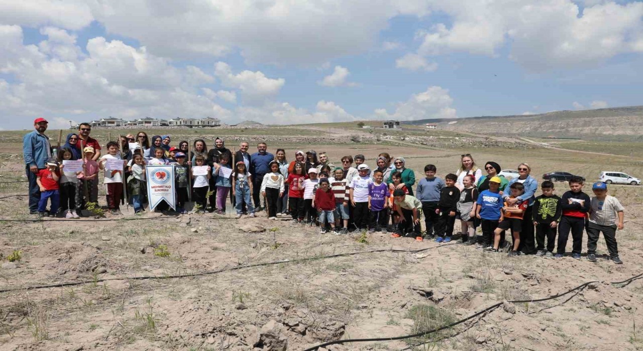 Başkan Çolakbayrakdar: İklim değişikliğiyle mücadelenin en etkili yolu ağaç dikmektir