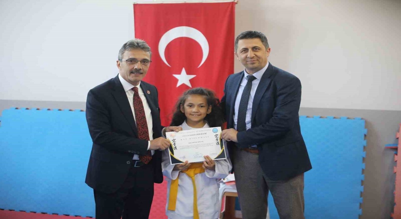 Başkan Dinç: Çocuklarımız için en güzel aktivite spordur
