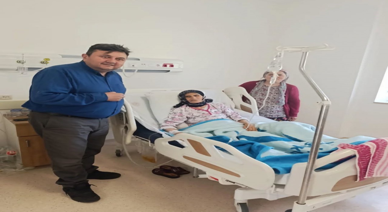 Başkan Gülmezden anlamlı Anneler Günü ziyareti