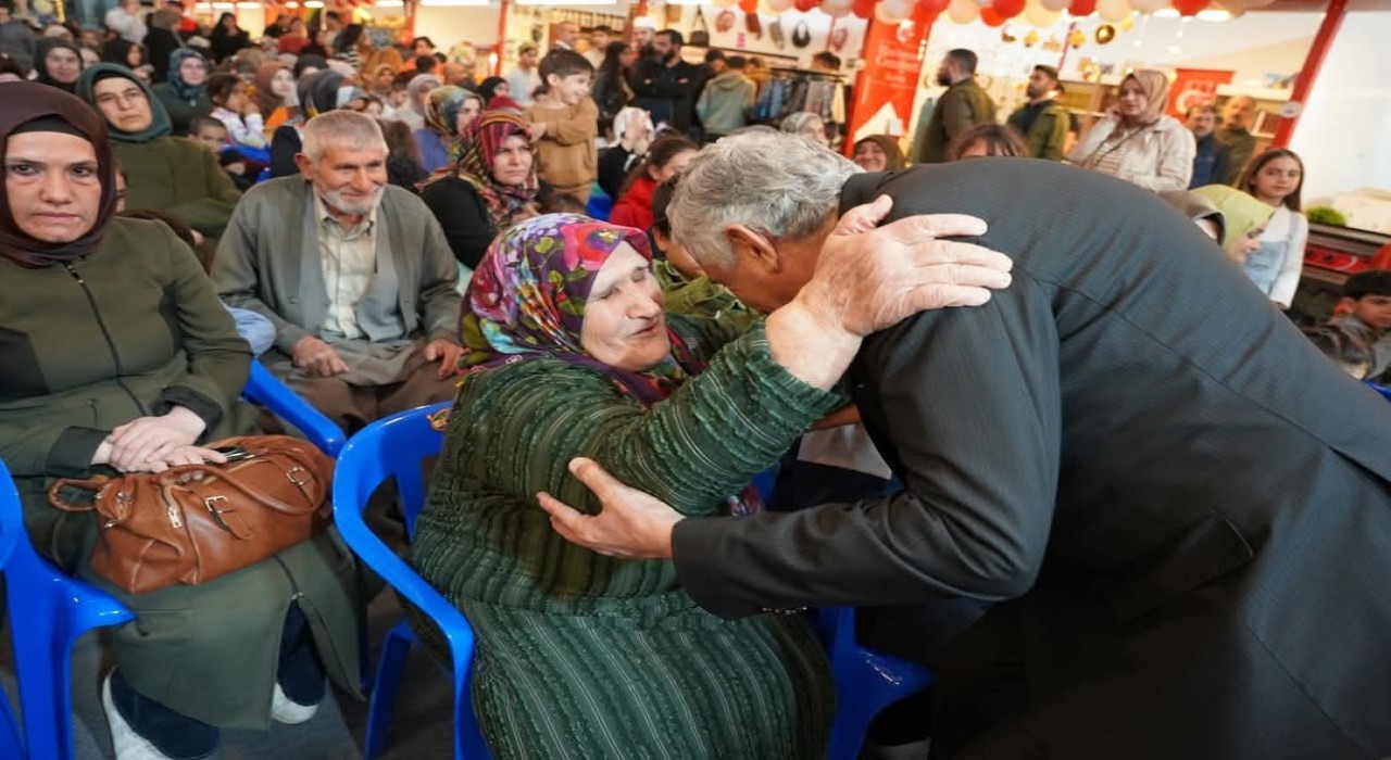 Başkan Hallaçtan Anneler Günü mesajı