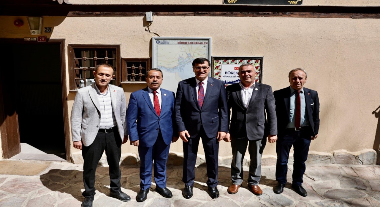 Başkan Kahveci: Şehrimizi ortak akılla yönetmek için muhtarlarımızın fikirleri bizler için çok kıymetli